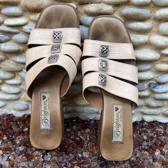 Brighton Brandy Cream/Beige/Nude Leather Croc Embossed 3 Strap Wedge Sandal 7.5 - Picture 2 of 8